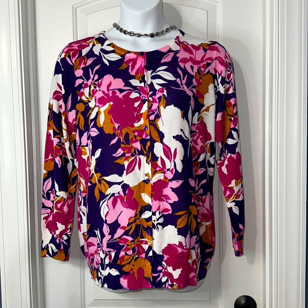 21. Jessica London button down cardigan sweater new without tag